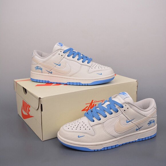 Nike SB Dunk Low Stussy White Blue - Picture 1 of 9